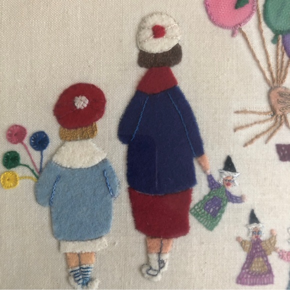 Vintage handmade embroidery artwork - Picture 5 of 5